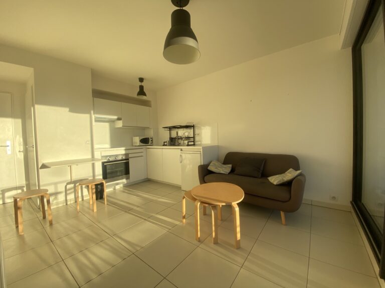 Photo 7 sur 10 — Appartement T2 meublé à Endoume 13007