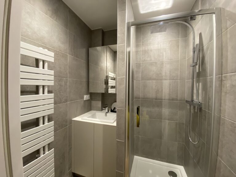 Photo 5 sur 8 — Appartement de type 1 meublé 13007