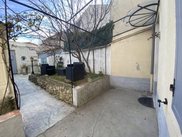 Photo 5 sur 8 — Maison T3 avec jardin au pied de Notre Dame de la Garde 13006