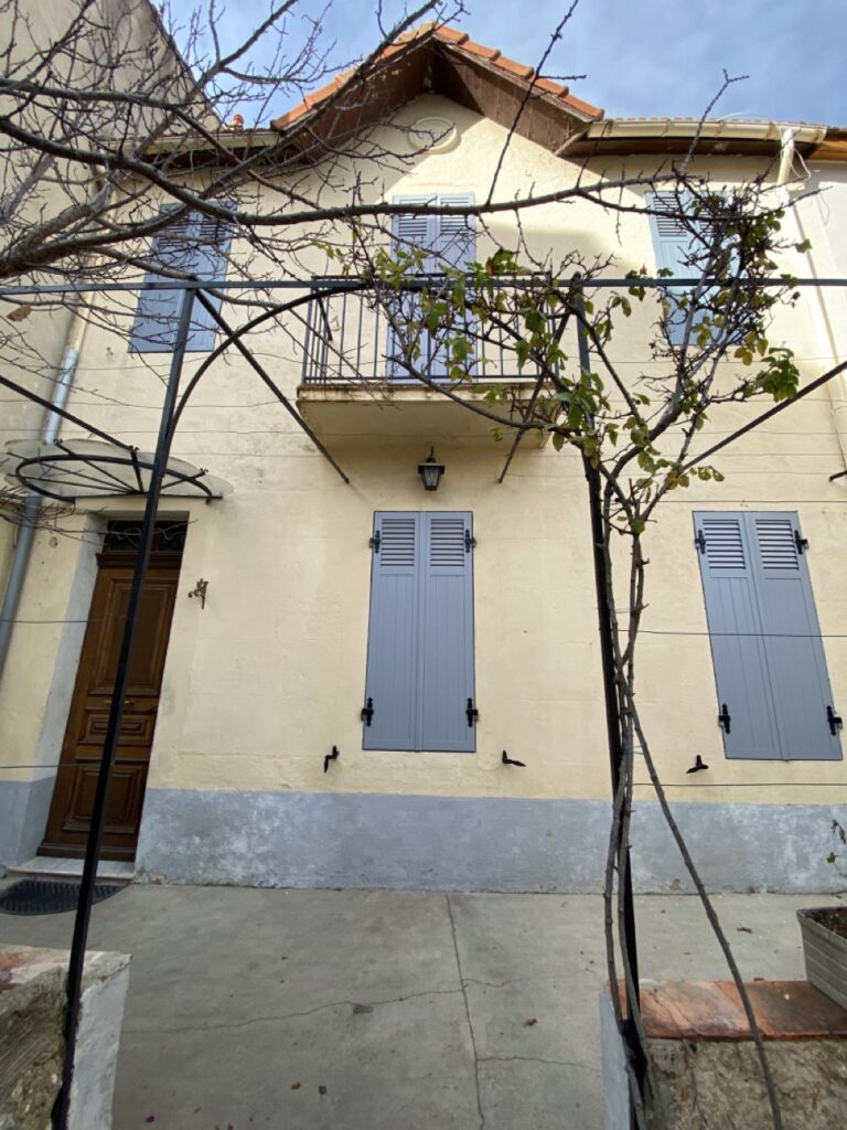 Photo 6 sur 8 — Maison T3 avec jardin au pied de Notre Dame de la Garde 13006