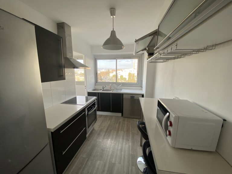 Photo 3 sur 6 — Appartement T3 meublé résidence Chateau Sec 13009