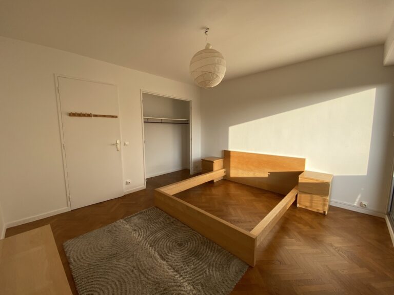 Photo 4 sur 6 — Appartement T3 meublé résidence Chateau Sec 13009