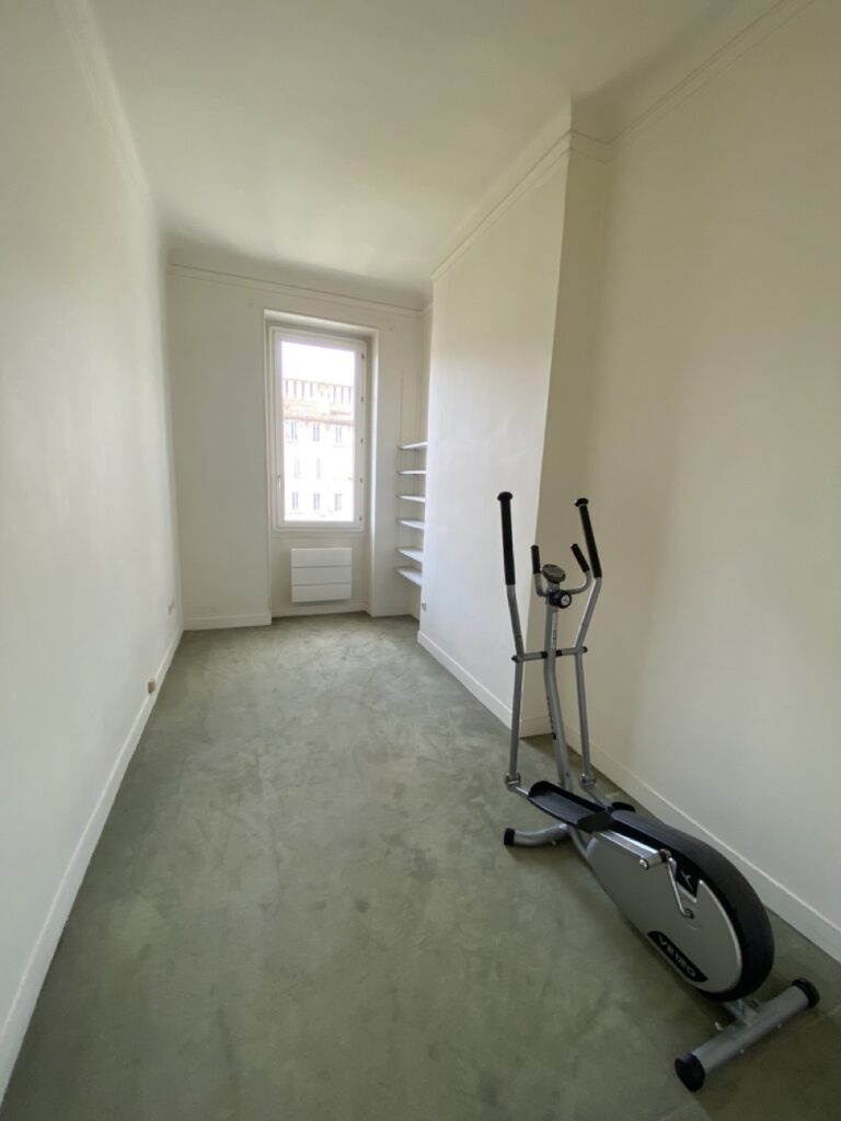 Photo 5 sur 7 — Appartement T3 meublé avenue du Prado 13006