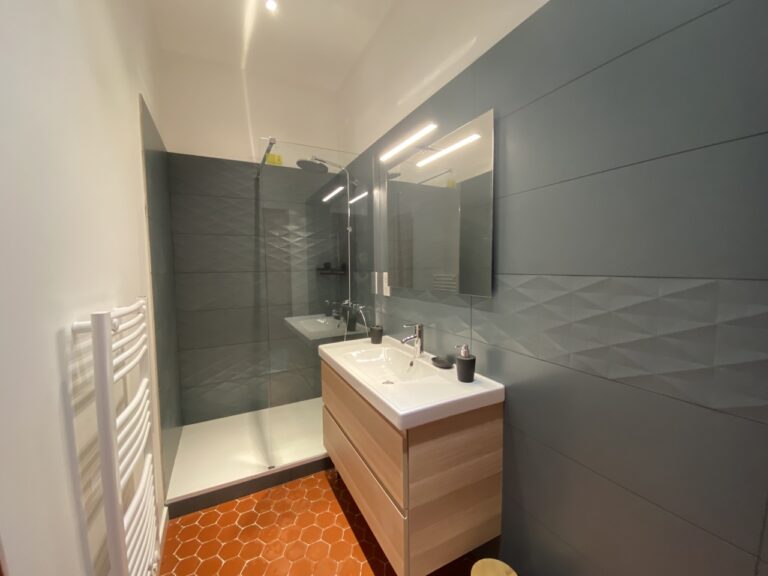 Photo 6 sur 7 — Appartement T3 meublé, Camas/Eugene Pierre, 13005
