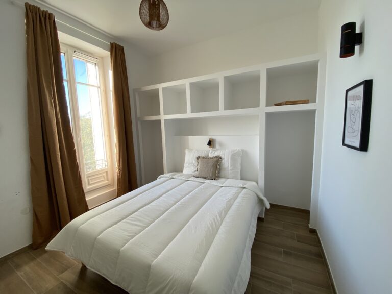 Photo 5 sur 7 — Appartement de type 4, meublé, entièrement rénové, quai de la joliette, 13002