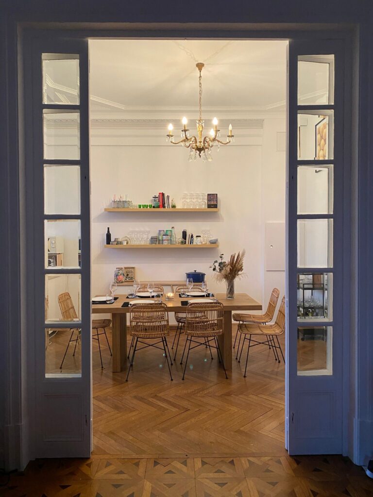 Photo 3 sur 6 — Appartement de type 3, beaux volumes, rue Farges, 13008