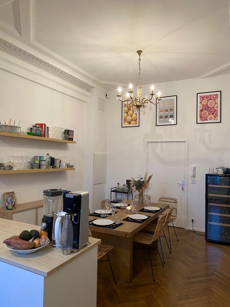 Photo 5 sur 6 — Appartement de type 3, beaux volumes, rue Farges, 13008