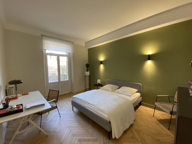 Photo 5 sur 9 — Très bel appartement type 3, meublé et climatisé, prestations de qualité, St Giniez Paradis en plein carré d&rsquo;or, 13008