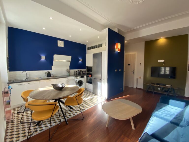 Photo 3 sur 5 — Appartement 2/3 pièces au calme avec belles prestations, entièrement meublé, rénové et climatisé 13006