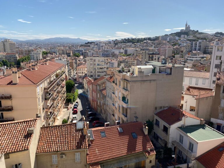 Photo 2 sur 5 — Appartement 2 pièces meublé et climatisé, Endoume Ste Eugene, 13007 Marseille