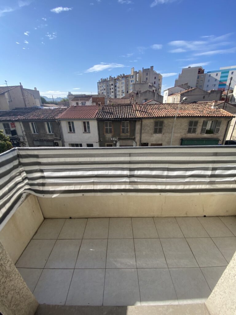 Photo 5 sur 5 — Studio meublé avec balcon, à deux pas de la Timone et de la faculté de médecine, 13005 Marseille