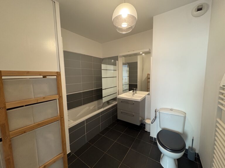 Photo 5 sur 5 — Appartement meublé 2 Pièces avec balcon, à deux pas de la plage des Catalans et du jardin du Pharo, 13007 Marseille