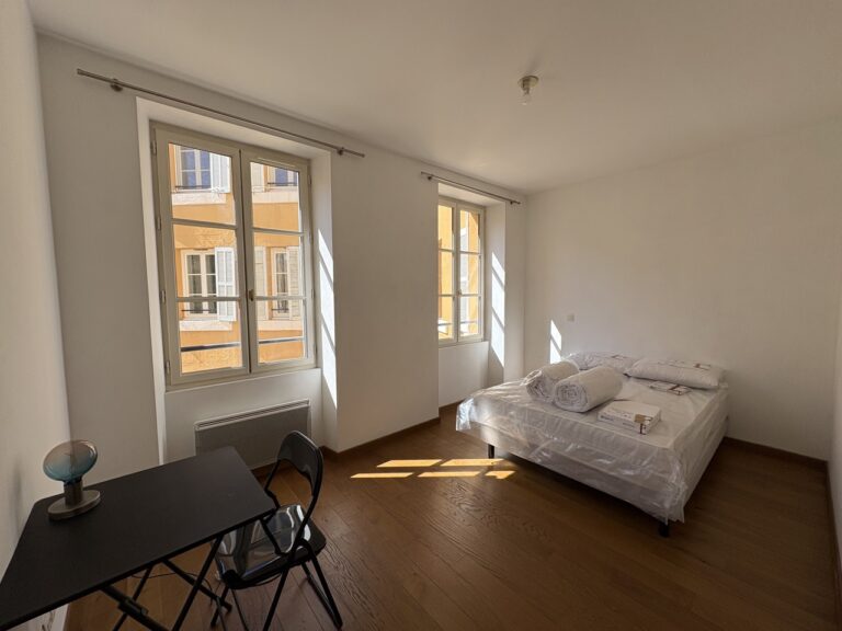 Photo 5 sur 9 — Bel appartement 4 pièces au calme, meublé et spacieux à la Joliette, 13002 Marseille